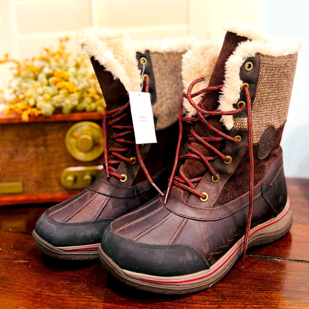 Land’s End Sherpa Lined Boots NWT